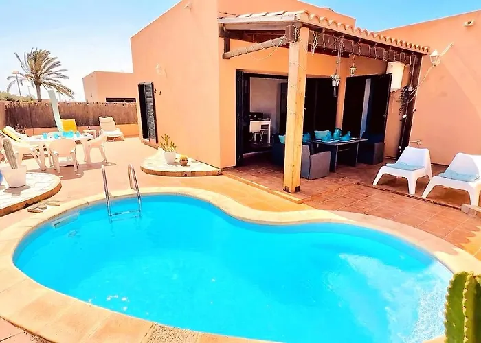 Villa Dar Nur Ideal For Families, Couples, And Digital Nomads With Private Pool Bbq Solarium *