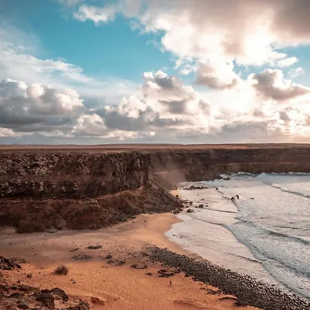 Dar Nur Ideal For Families, Couples, And Digital Nomads With Private Pool Bbq Solarium Villa